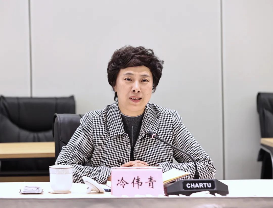 上实集团和虹口区座谈3.jpg